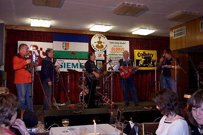 tn_IMG_2100rw_jpg.jpg