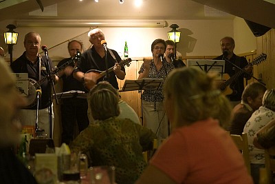 tn_IMG_4169rw_mid_jpg.jpg