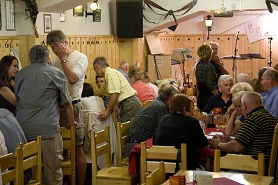 tn_IMG_4184rw_mid_jpg.jpg