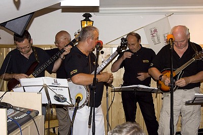 tn_IMG_4216rw_mid_jpg.jpg