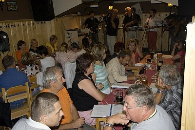 tn_IMG_4640rw_800x600_jpg.jpg