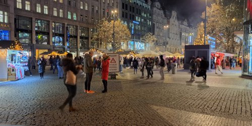 20221208_170300_male.jpg