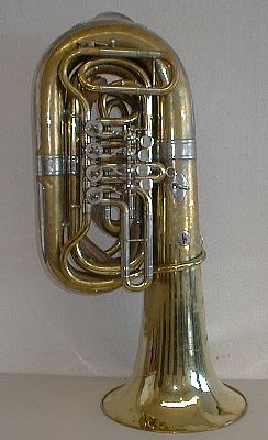 tuba4.JPG